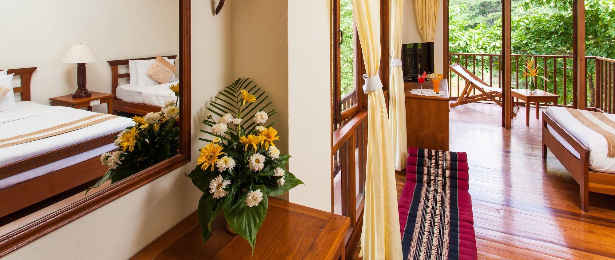 Riverhouse-The Teak House Mae Sariang Ngoại thất bức ảnh