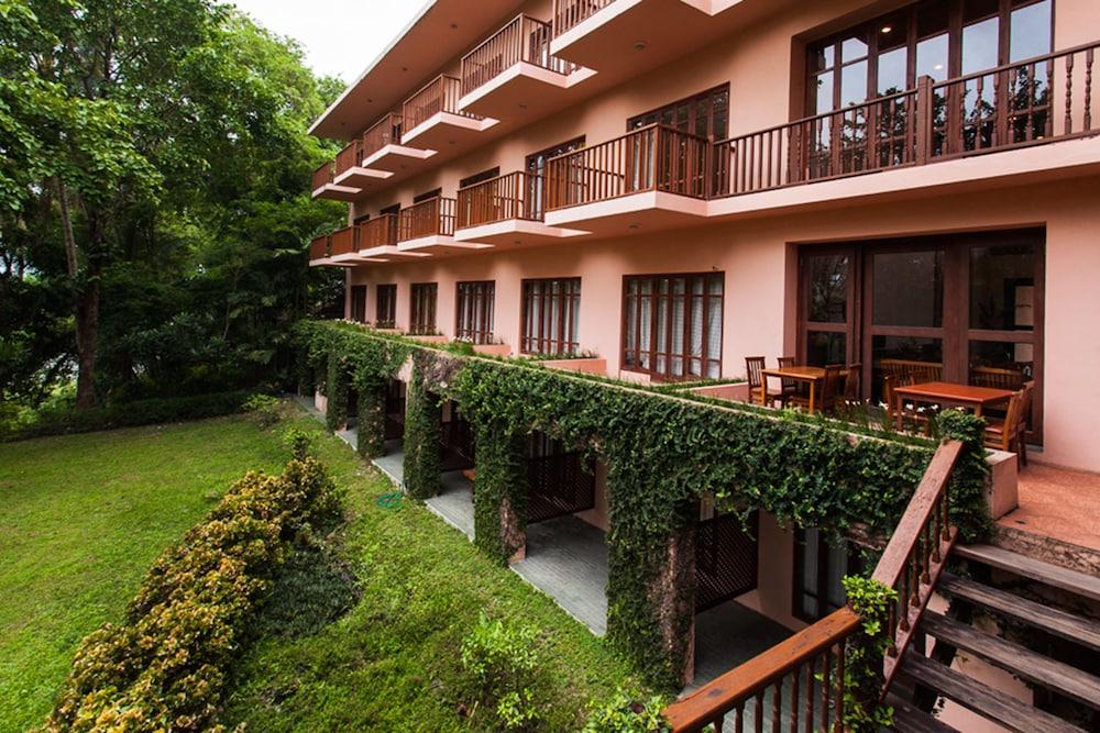 Riverhouse-The Teak House Mae Sariang Ngoại thất bức ảnh