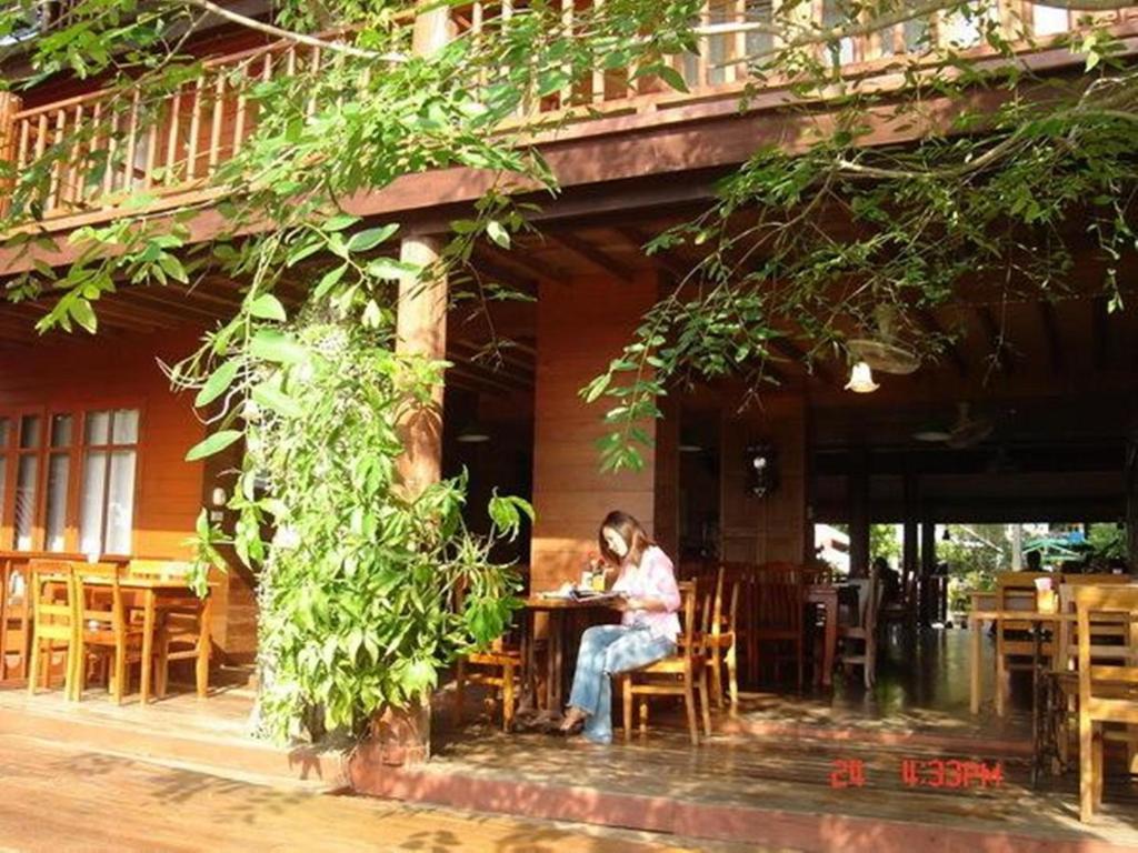 Riverhouse-The Teak House Mae Sariang Ngoại thất bức ảnh