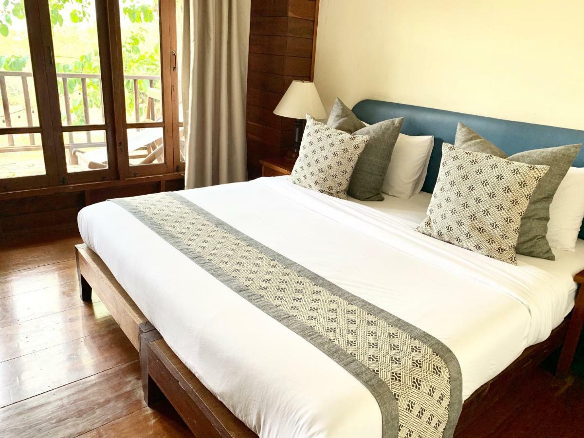 Riverhouse-The Teak House Mae Sariang Ngoại thất bức ảnh